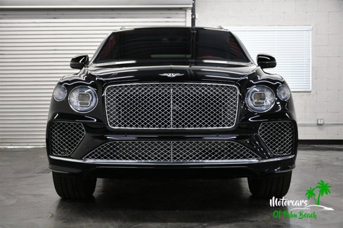 Used 2022 Bentley Bentayga image 11