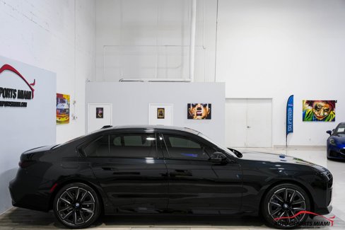 Used 2024 BMW 740i image 26
