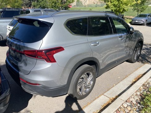 Used 2023 Hyundai Santa Fe SEL image 4
