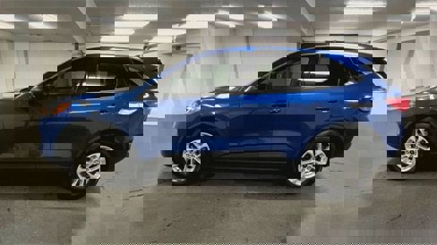 Used 2022 Ford Escape SE w/ Cold Weather Package image 5