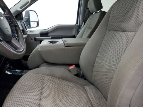 Used 2018 Ford F150 XLT w/ Trailer Tow Package image 21