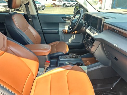 Certified 2022 Ford Maverick Lariat image 29