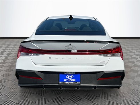New 2025 Hyundai Elantra SEL image 6