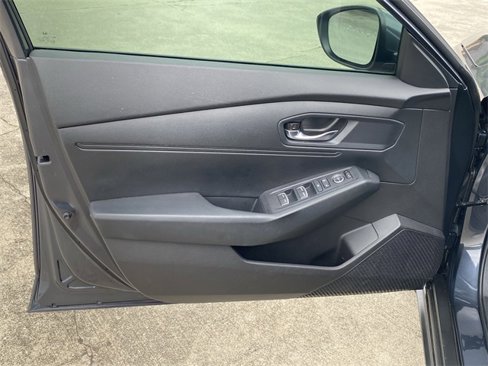 Used 2023 Honda Accord LX image 19