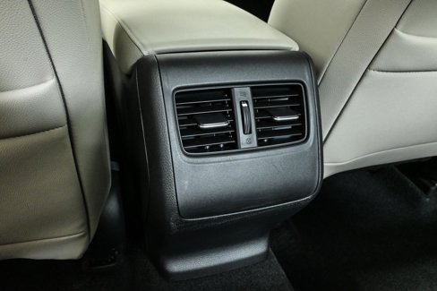 Used 2020 Honda Accord Touring image 19