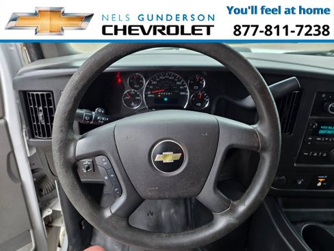 Used 2017 Chevrolet Express 3500 image 18