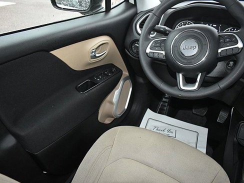 Used 2018 Jeep Renegade Sport w/ Power & Air Group image 5
