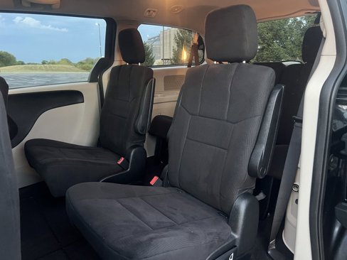 Used 2011 Dodge Grand Caravan Mainstreet w/ PWR Convenience Group image 14