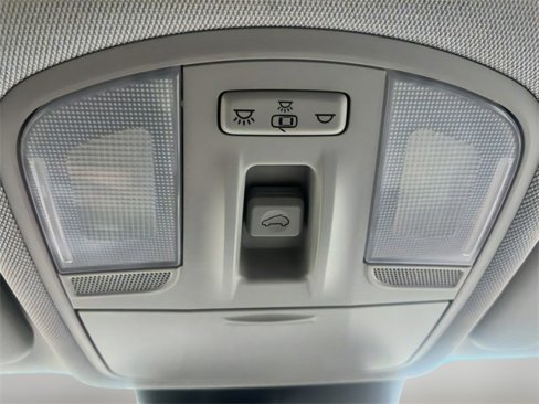 Used 2020 Hyundai Kona Limited image 28