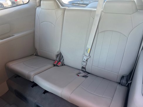 Used 2017 Buick Enclave Leather image 18
