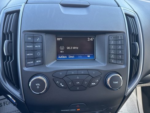 Used 2018 Ford Edge SE image 20