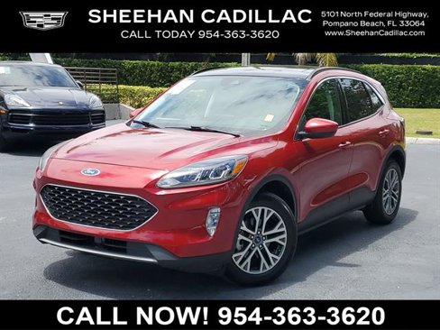 Used 2022 Ford Escape SEL w/ Class II Trailer Tow Package image 1