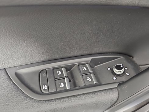 Used 2018 Audi Q5 2.0T Premium Plus image 21
