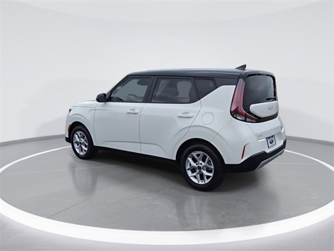 Used 2024 Kia Soul S image 5