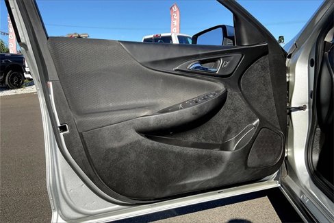 Used 2022 Chevrolet Malibu LT image 23
