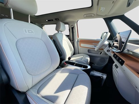 New 2025 Volkswagen ID. Buzz Pro S Plus image 30