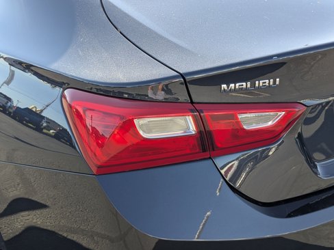 Used 2023 Chevrolet Malibu LT image 11