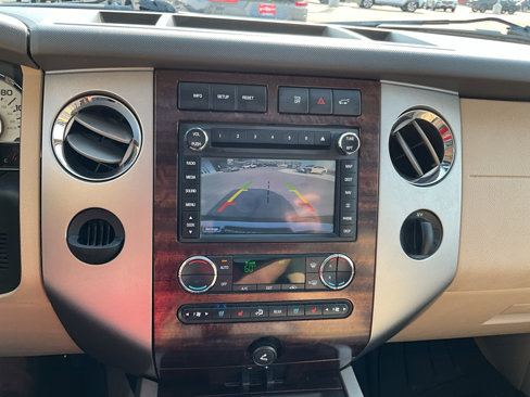 Used 2013 Ford Expedition XLT image 21