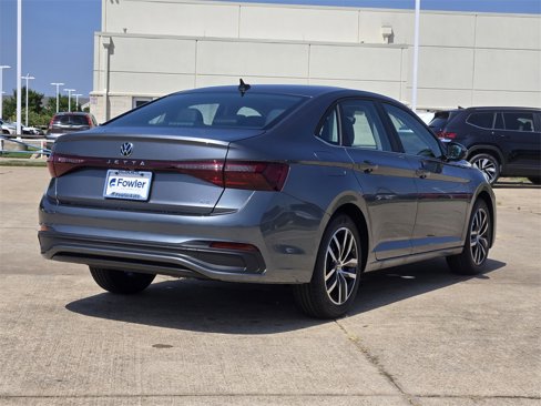 New 2025 Volkswagen Jetta SE image 4