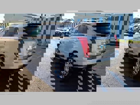 Used 2010 Cadillac SRX Premium image 21