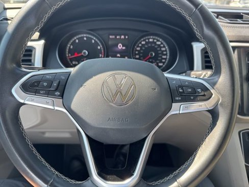 Certified 2021 Volkswagen Atlas SE w/ Panoramic Sunroof Package image 32