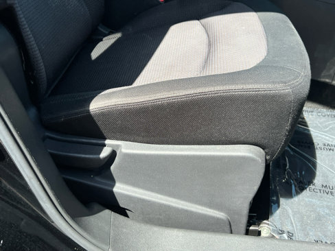 Used 2013 Nissan Rogue SV image 18