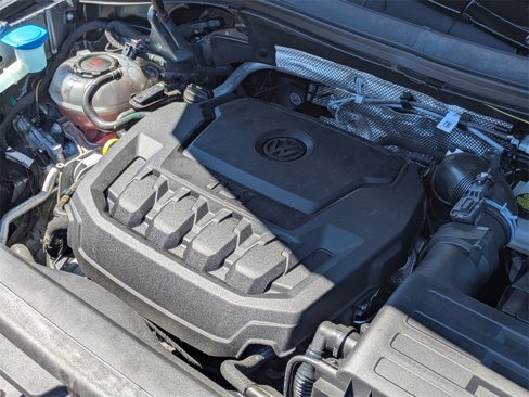 Certified 2024 Volkswagen Tiguan S image 33