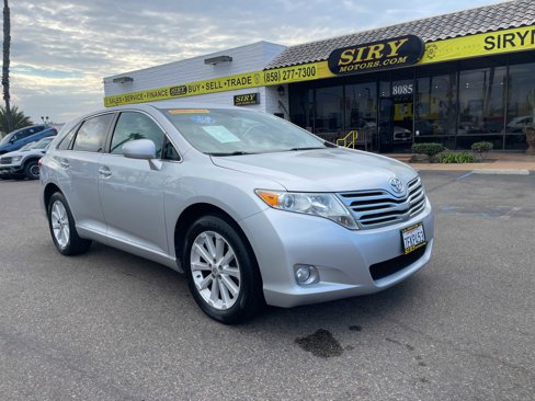 Used 2012 Toyota Venza XLE image 1