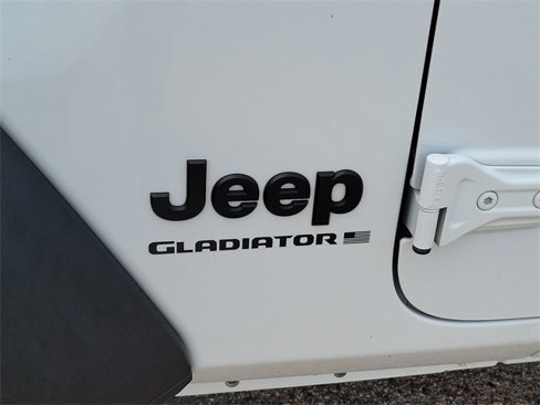 Used 2023 Jeep Gladiator Sport image 29