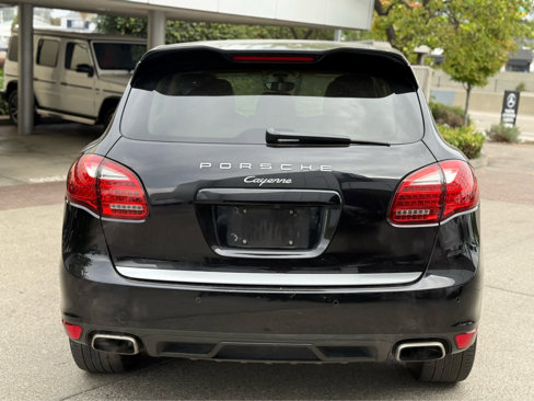 Used 2011 Porsche Cayenne image 4