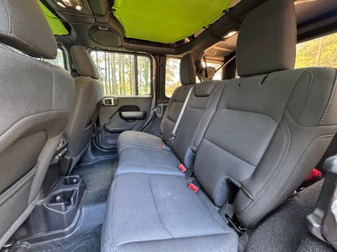 Used 2020 Jeep Wrangler Unlimited Sport image 13