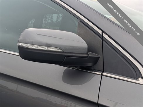 Used 2022 Ford Edge Titanium image 10