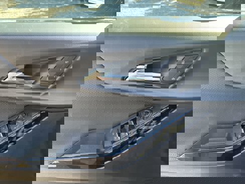 New 2025 Chevrolet Equinox RS w/ Safety and Technology Package image 16