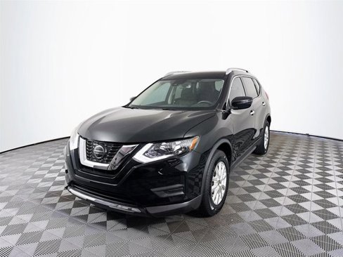 Certified 2020 Nissan Rogue SV image 4