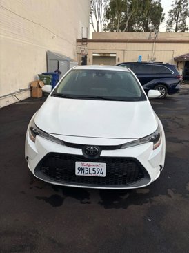 Used 2021 Toyota Corolla LE image 2