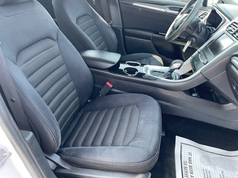 Used 2014 Ford Fusion SE image 14