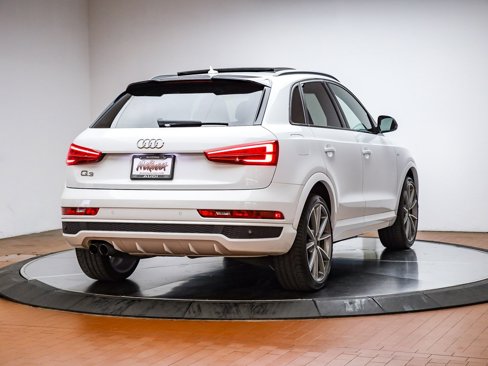 Used 2018 Audi Q3 2.0T Premium Plus w/ S Line Competition Package image 7