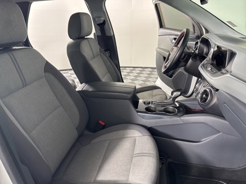 Used 2019 Chevrolet Blazer LT image 38