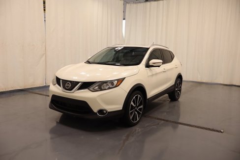 Used 2018 Nissan Rogue Sport SL w/ SL Premium Package image 4