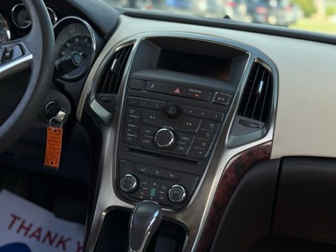Used 2015 Buick Verano image 23