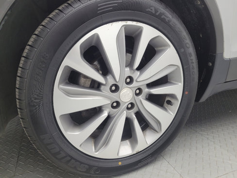 Used 2018 Buick Encore Preferred image 31
