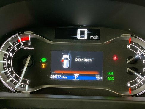 Used 2018 Honda Pilot EX image 12