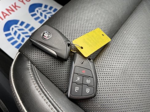 Used 2021 Buick Envision Essence w/ Technology Package I image 29