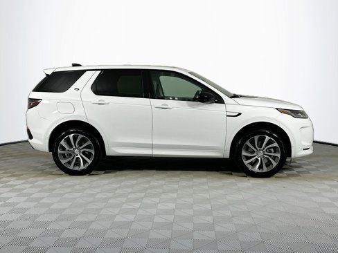 Used 2025 Land Rover Discovery Sport S image 4