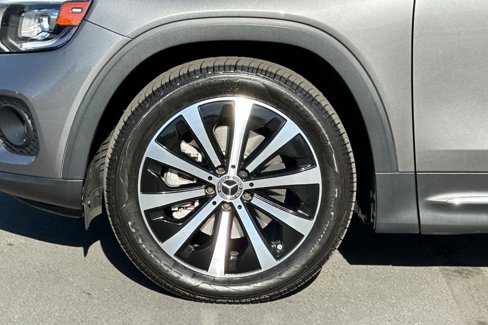 Certified 2021 Mercedes-Benz GLB 250 4MATIC image 25