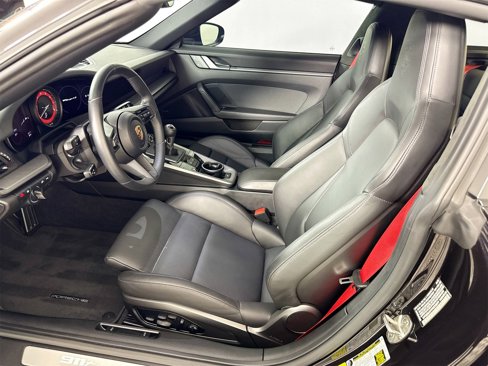 Used 2023 Porsche 911 Targa 4S image 9