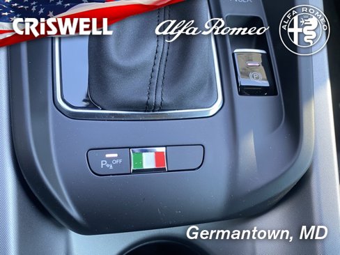 New 2025 Alfa Romeo Tonale image 31