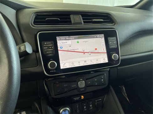 Certified 2024 Nissan Leaf SV Plus image 24
