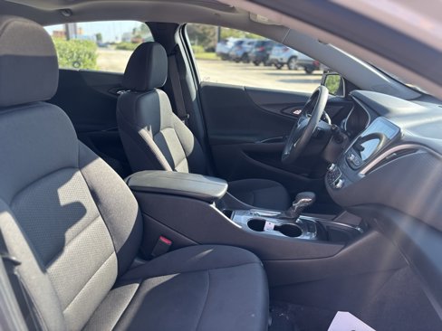 Used 2023 Chevrolet Malibu LT image 19