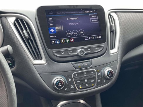 Used 2022 Chevrolet Malibu LT image 12